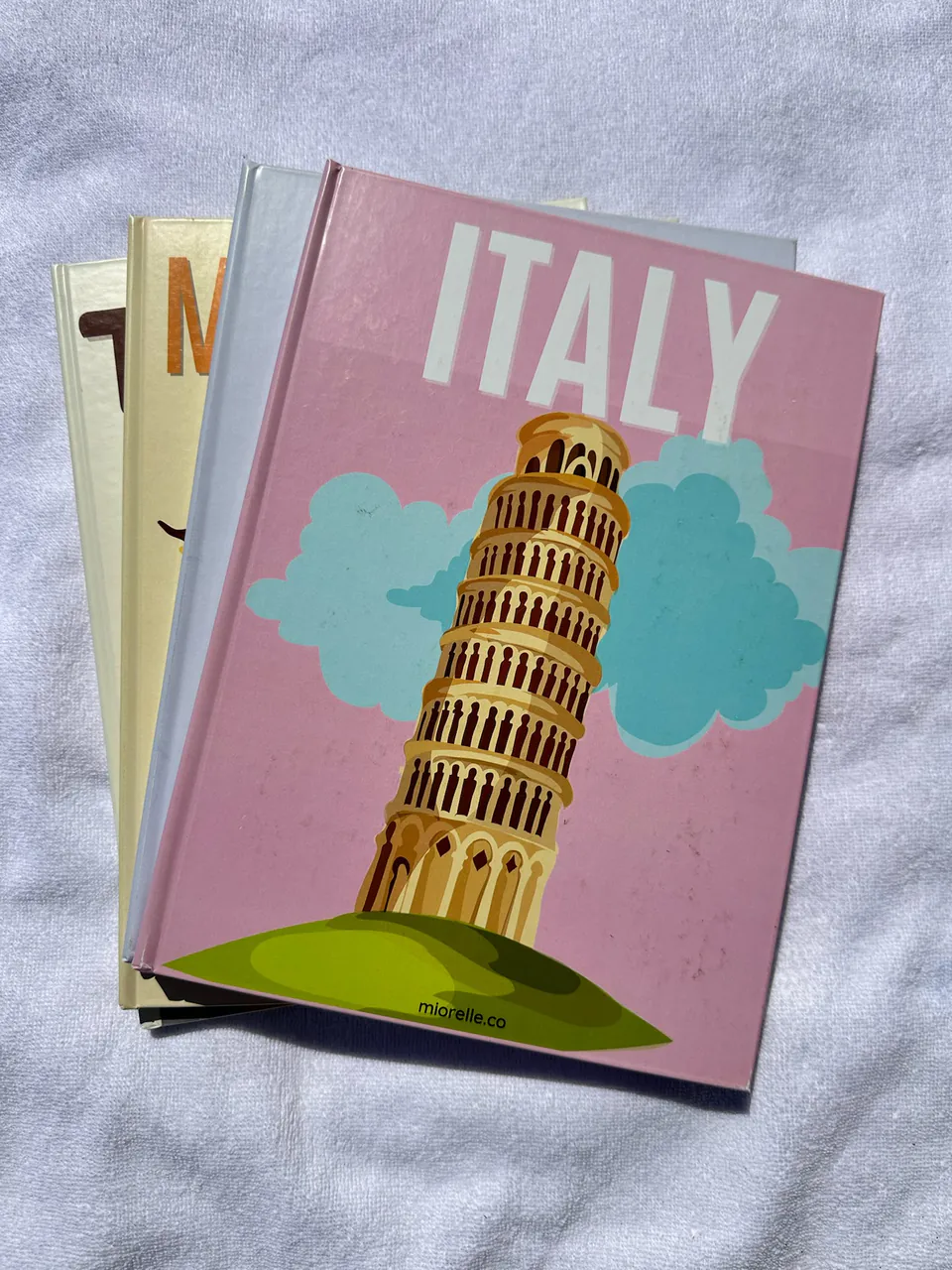 Italy ve seyahat kitapları: fotokitaplar bir arada